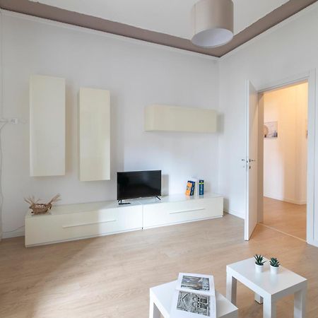 Casa Graziella - A 2 Passi Dal Centro E Stazione Di Verona Dış mekan fotoğraf
